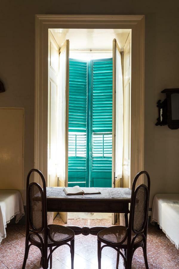 Palazzo Leuzzi B&B Galatone Zewnętrze zdjęcie
