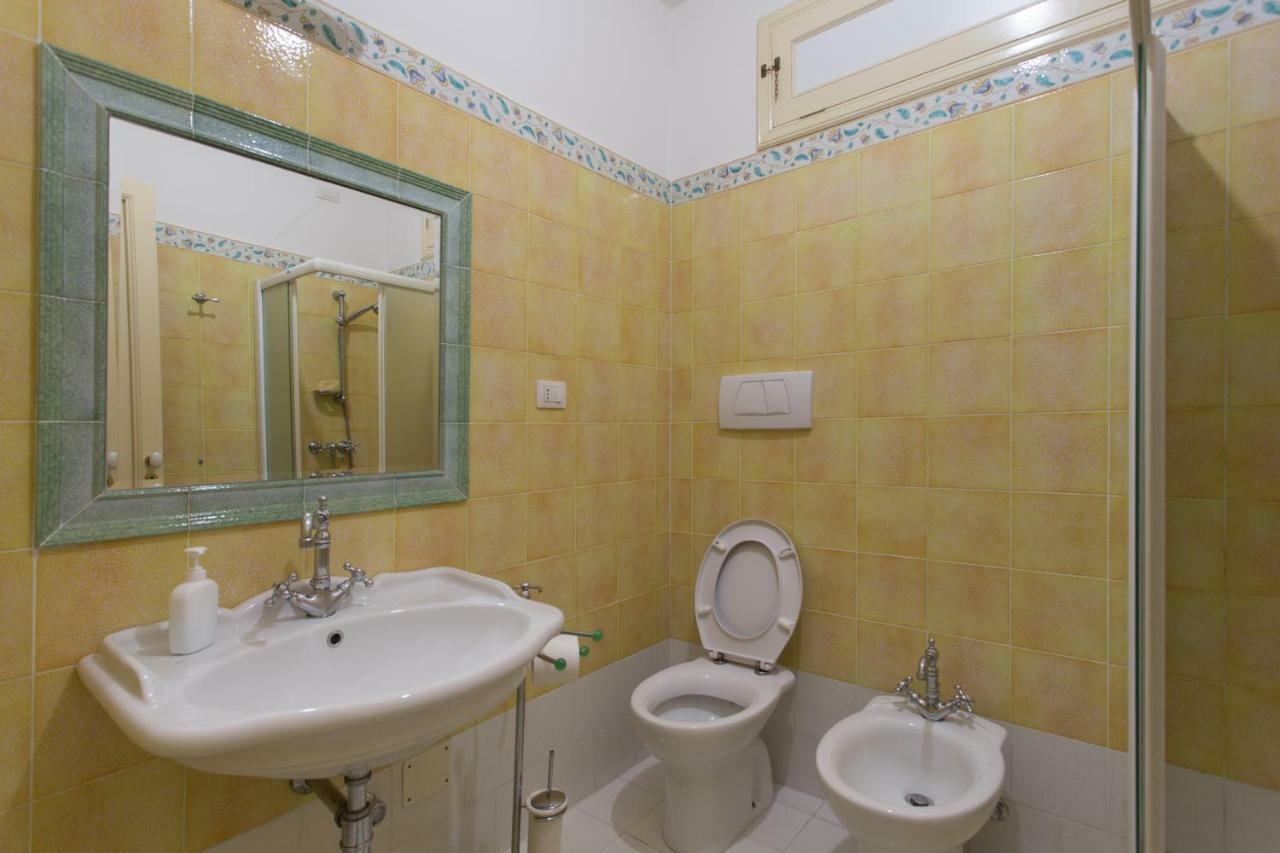 Palazzo Leuzzi B&B Galatone Zewnętrze zdjęcie