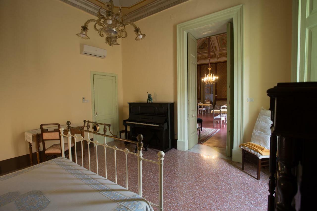 Palazzo Leuzzi B&B Galatone Zewnętrze zdjęcie