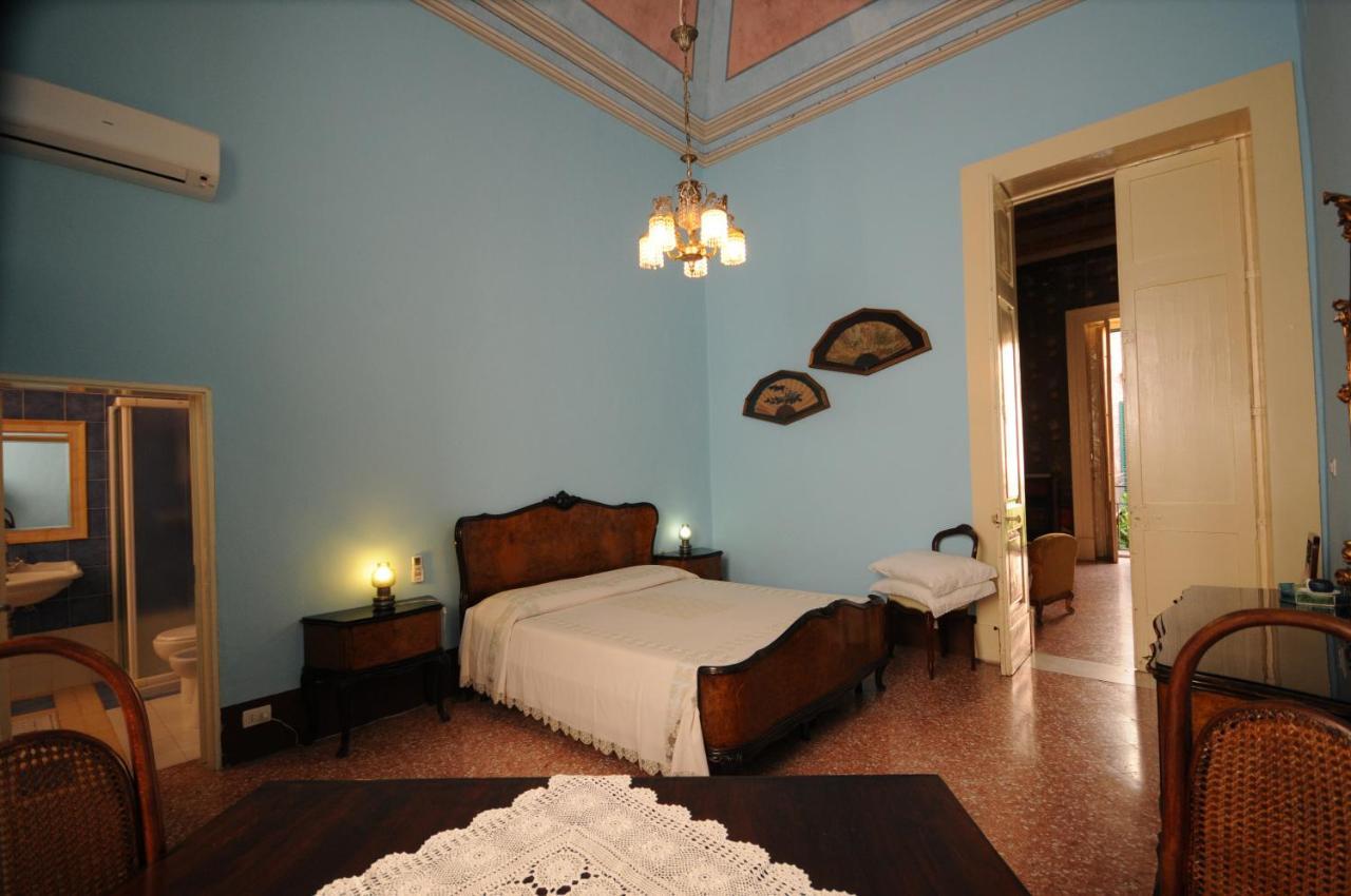 Palazzo Leuzzi B&B Galatone Pokój zdjęcie